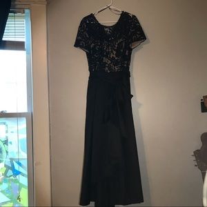 Formal dress for prom/homecoming/ball gown